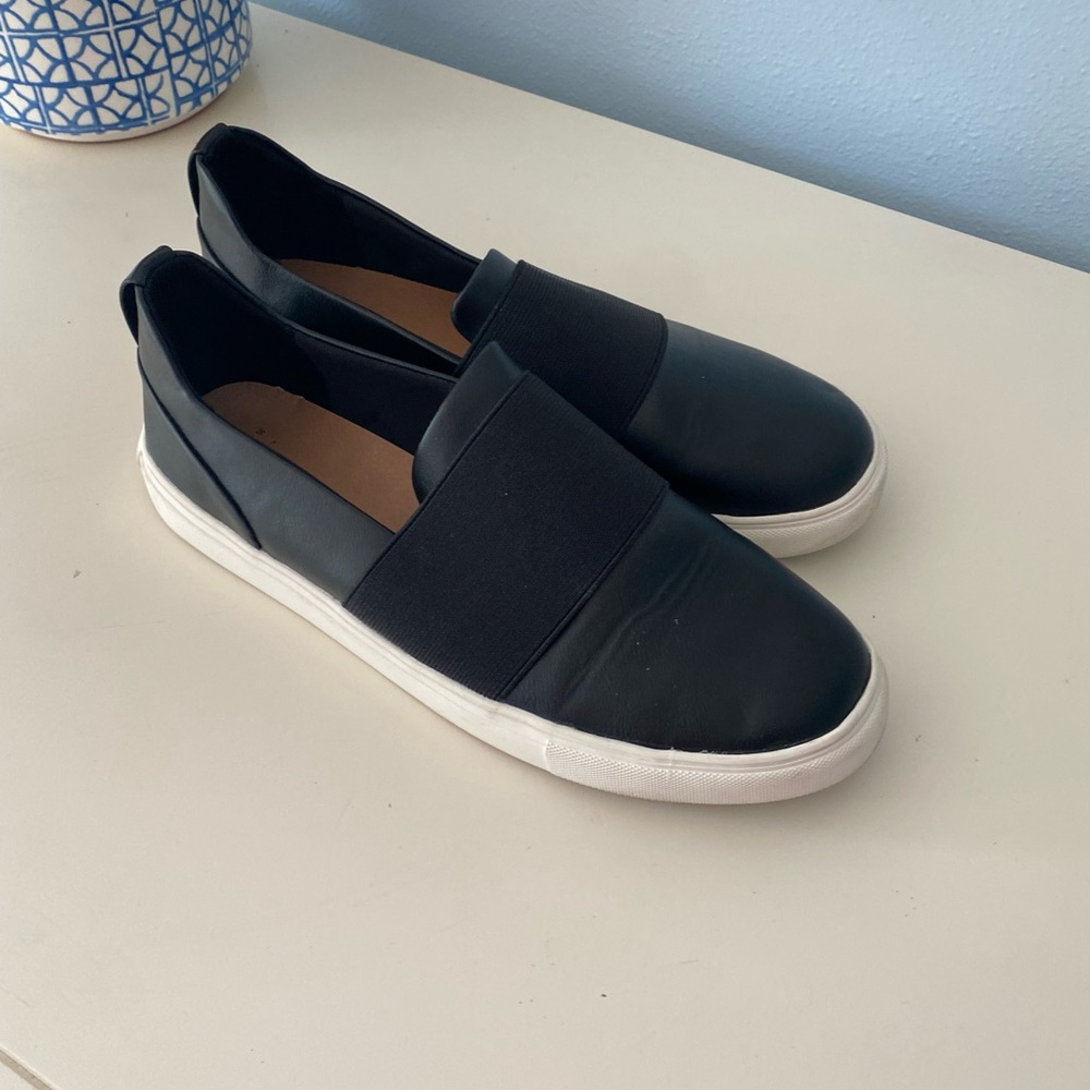 A new day work shoes